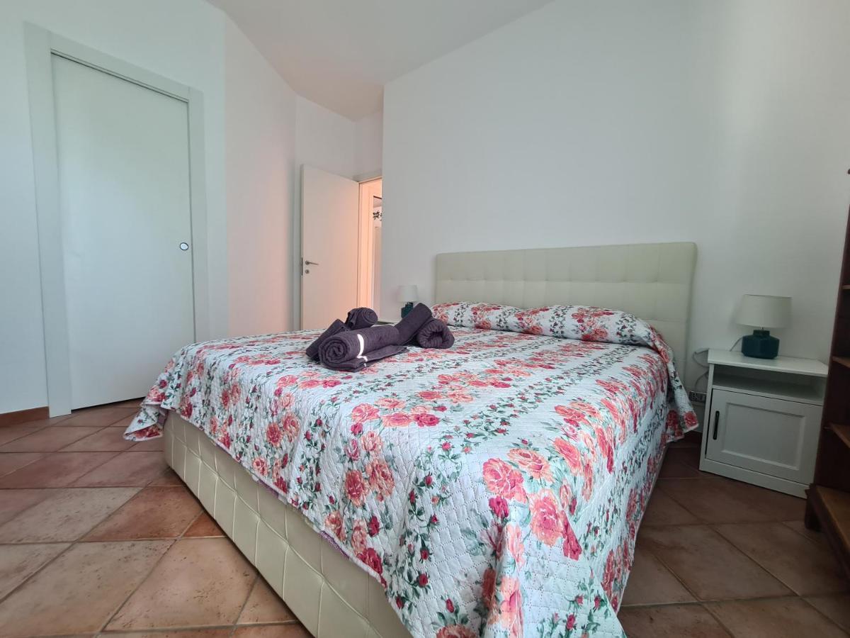 Casa Erica By Portofinovacanze Rapallo Bagian luar foto
