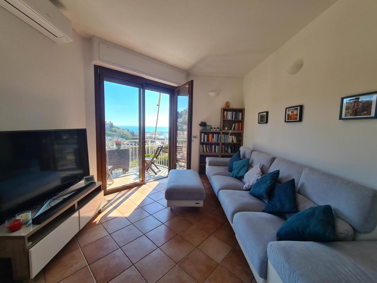 Casa Erica By Portofinovacanze Rapallo Bagian luar foto