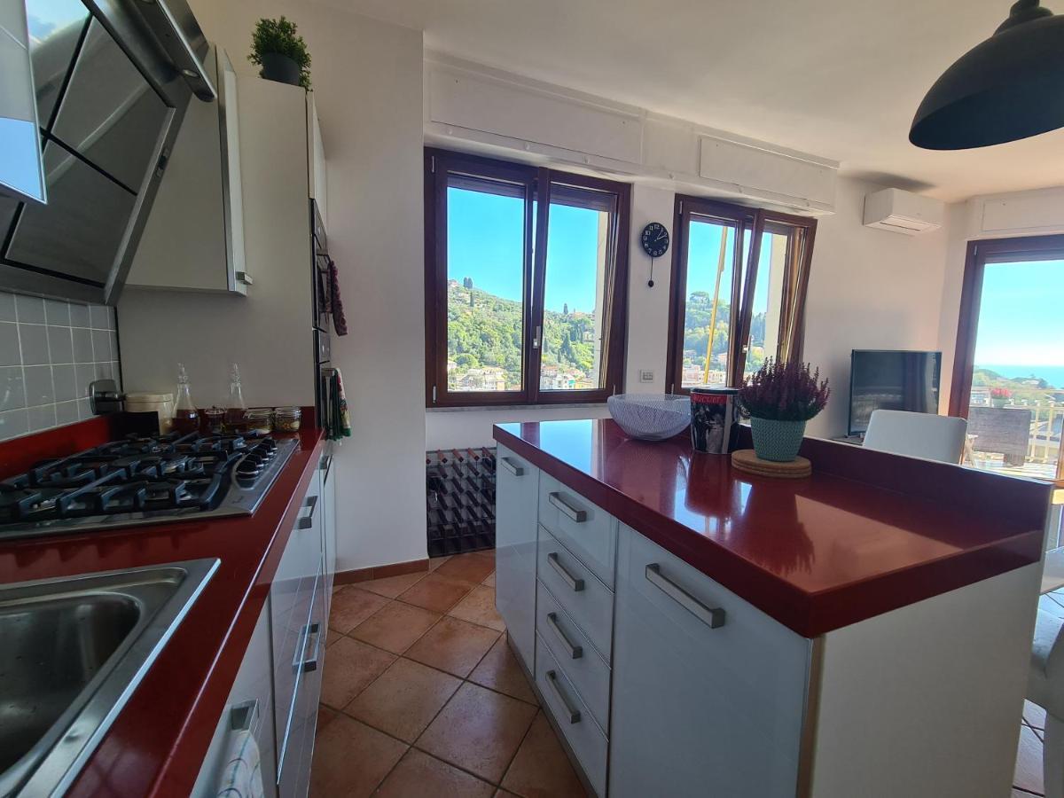 Casa Erica By Portofinovacanze Rapallo Bagian luar foto