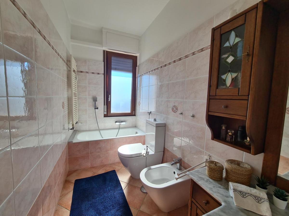 Casa Erica By Portofinovacanze Rapallo Bagian luar foto
